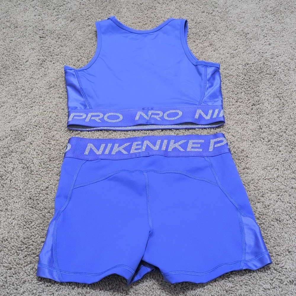 Nike Pro Mid Rise Shine Sports Bra And Shorts Set XS Top Small Bottoms - Picture 7 of 13